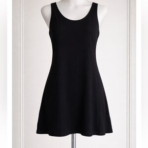 Elegant Sundeh Black Sleeveless Dress